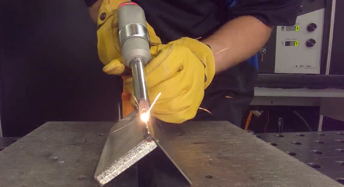 Аппарат лазерной сварки