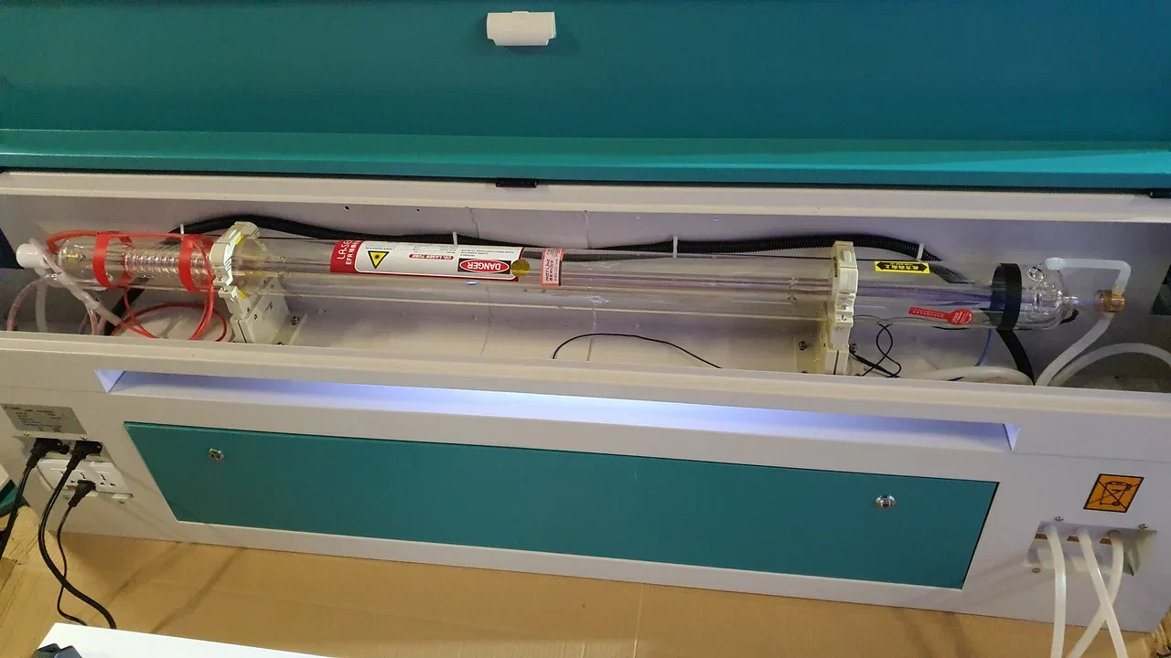 Трубка лазерного CO2 станка