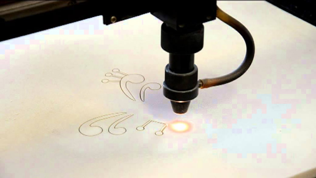Гравировка камня лазером