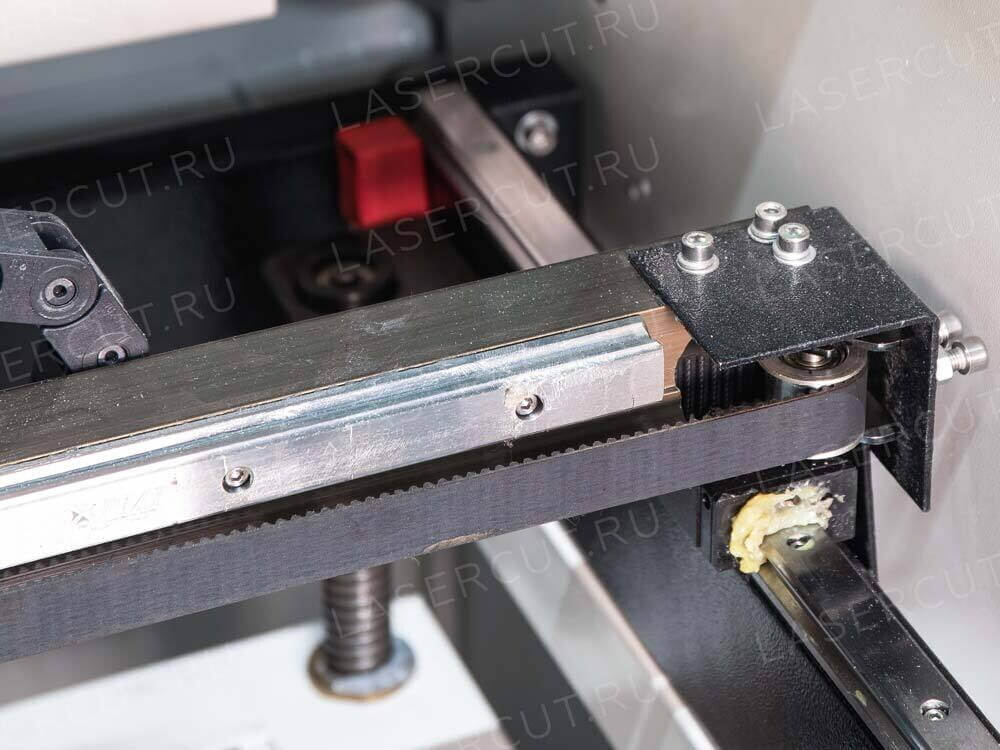 Направляющие лазерного СО2 станка