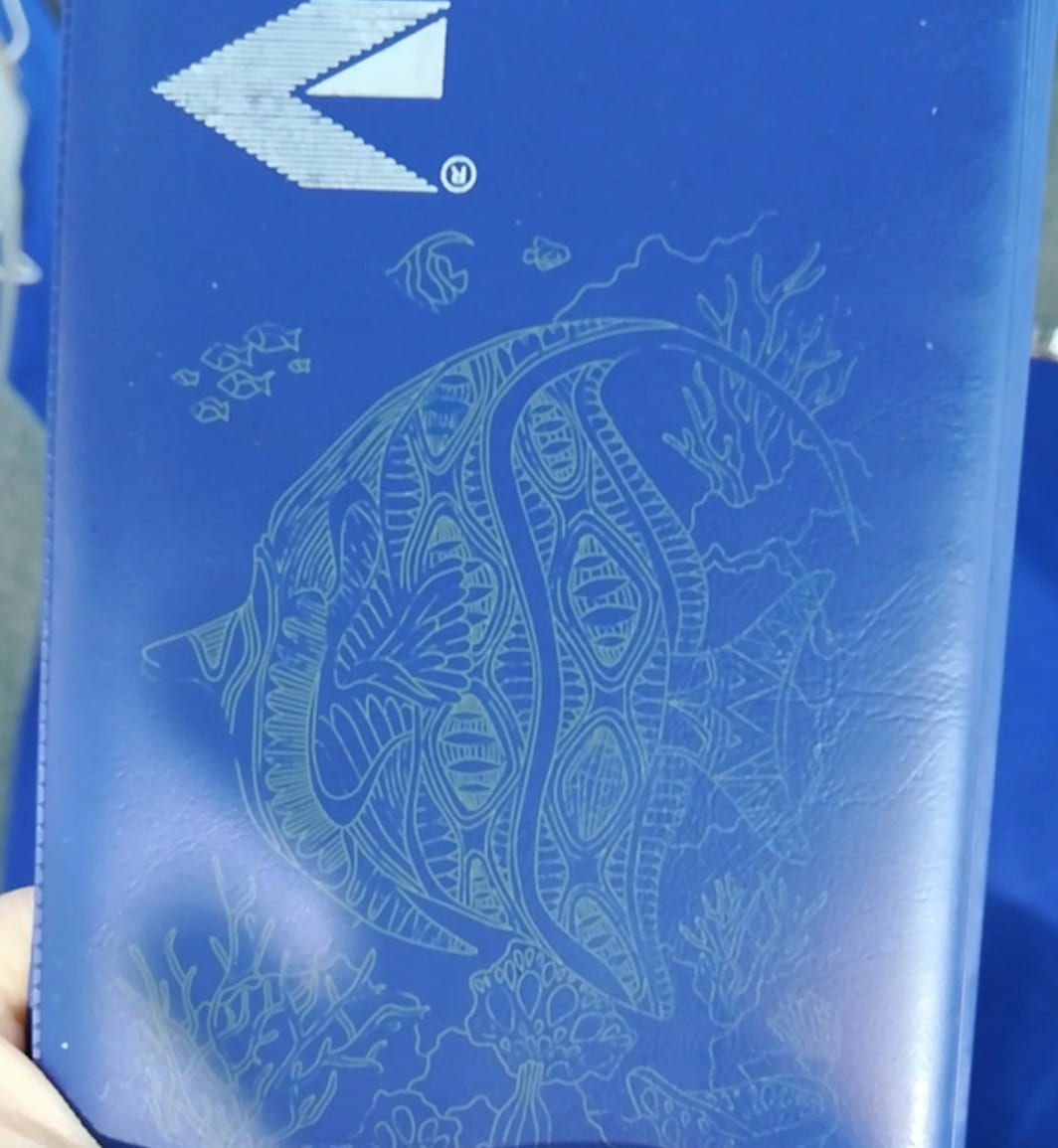 Лазерная УФ гравировка пластика