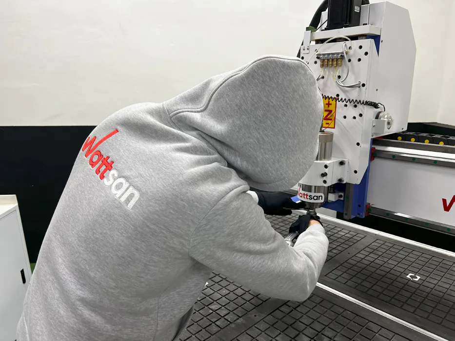 Обслуживание станков с ЧПУ