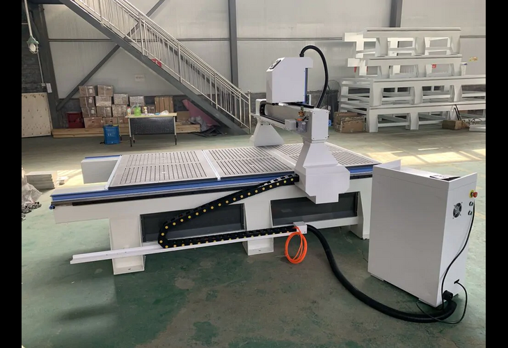 Превью 5 к Фрезерный станок с ЧПУ WATTSAN M1 2040