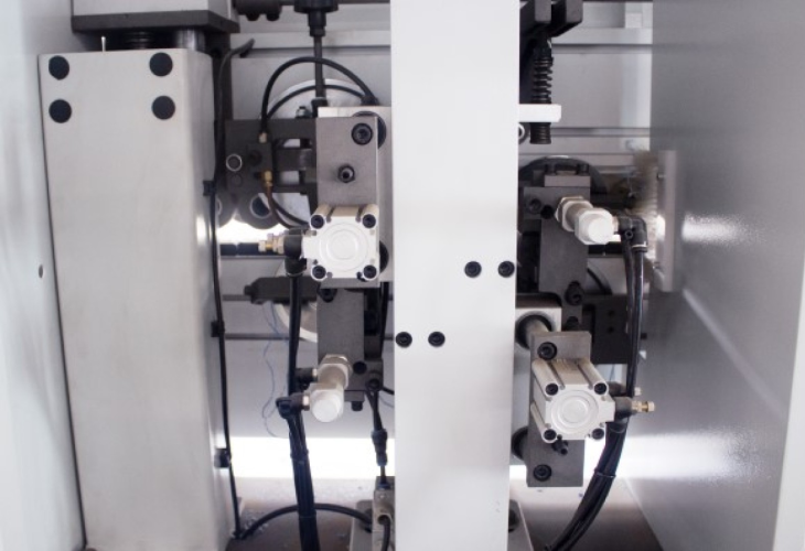 Превью 5 к Кромкооблицовочный станок QUICK KF51