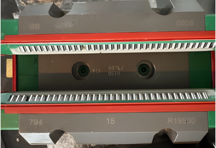 Превью 8 к Вертикальный фрезерный станок с ЧПУ VMC 1580