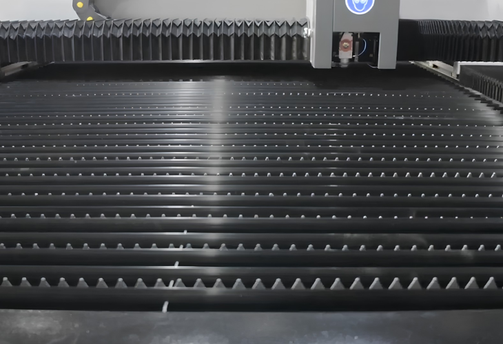 Превью 2 к Лазерный станок 2в1 по неметаллам и металлам Zerder 1325 COMBI