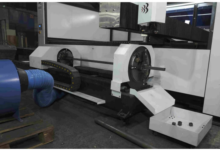 Превью 15 к Лазерный станок по металлу WATTSAN 1530S TABLECHANGE ROTATOTY CABINE 8000 Вт Maxphotonics