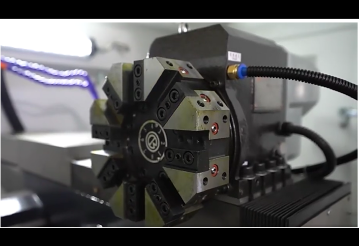 Превью 3 к Горизонтальный токарный станок с ЧПУ  W 700