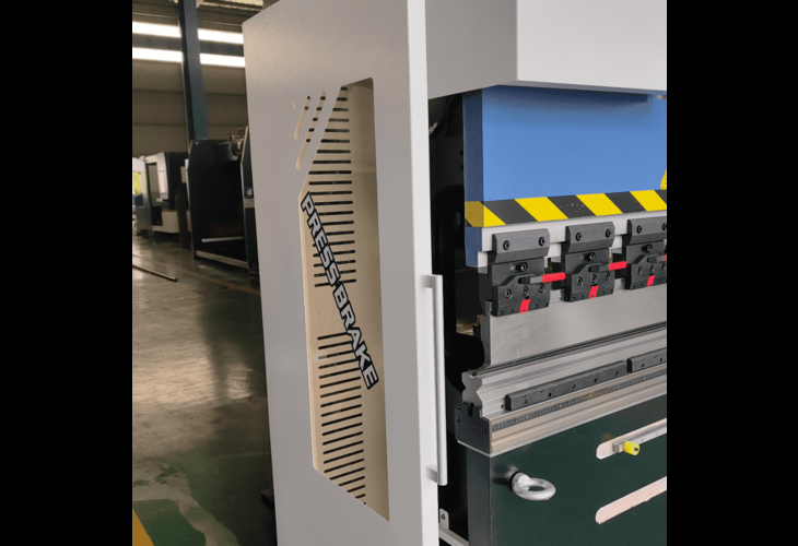 Превью 6 к Гидравлический листогибочный пресс Wattsan HB 6325