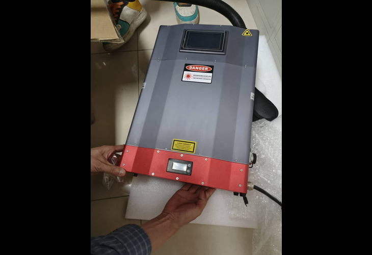 Превью 2 к Портативный аппарат лазерной очистки Wattsan LC 100 Air