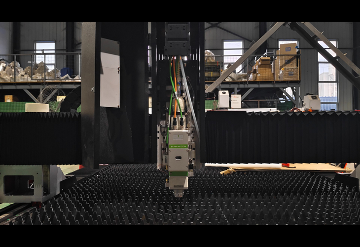 Превью 5 к Лазерный станок по металлу Wattsan 1313A