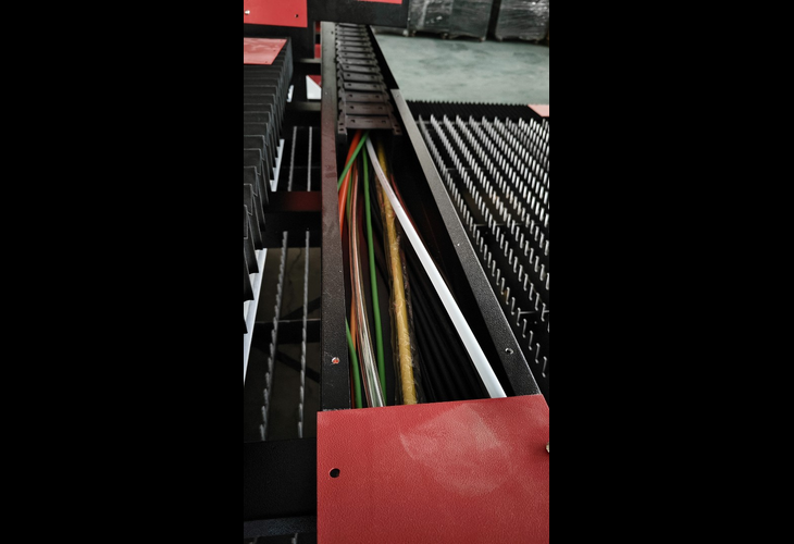 Превью 9 к Лазерный станок по металлу Wattsan 1313A