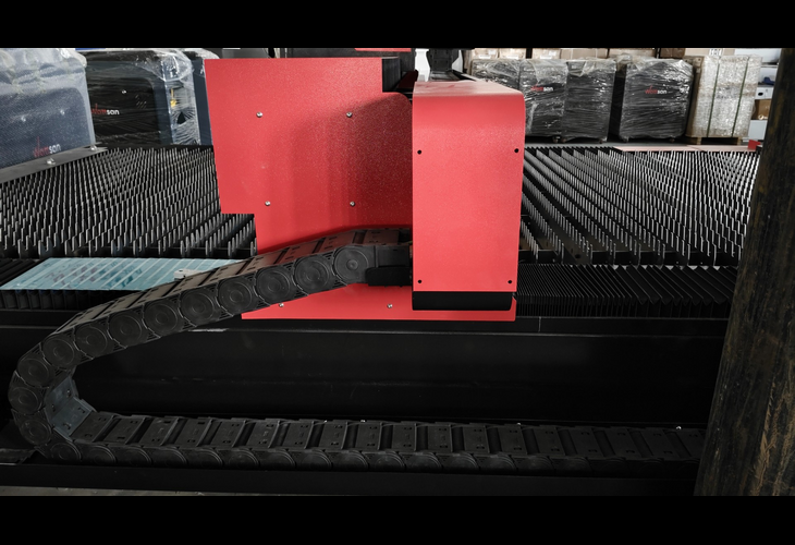 Превью 10 к Лазерный станок по металлу Wattsan 1313A