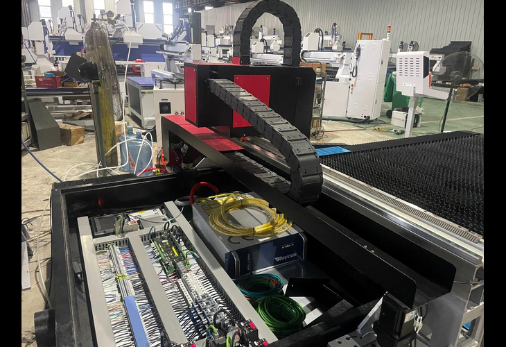 Превью 7 к Лазерный станок по металлу Wattsan 1530A