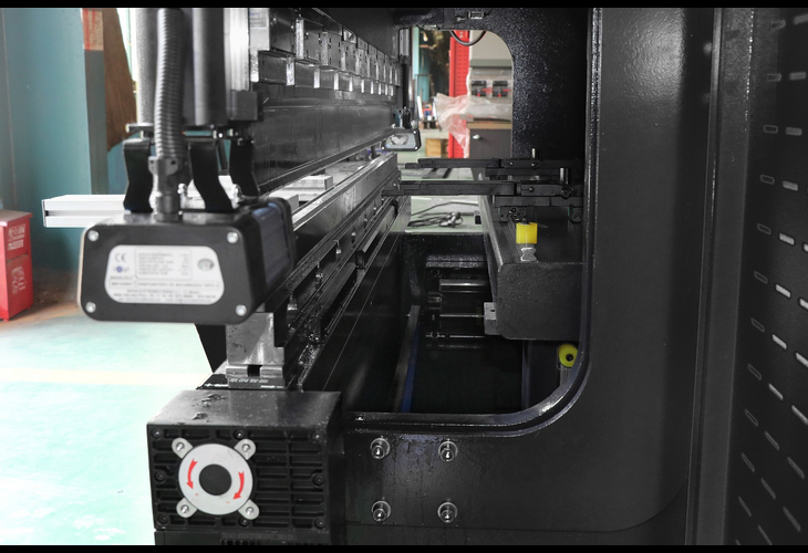 Превью 3 к Электрический листогибочный пресс Wattsan SB 6020