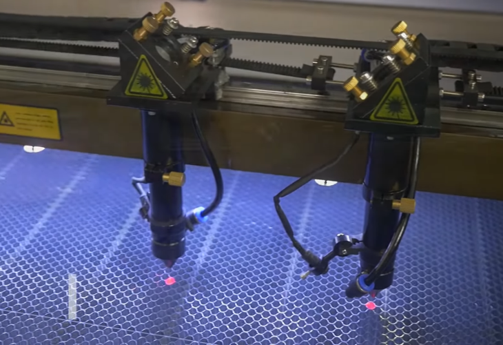 Превью 4 к Лазерный станок WATTSAN 1290 Duos LT Подъёмный стол