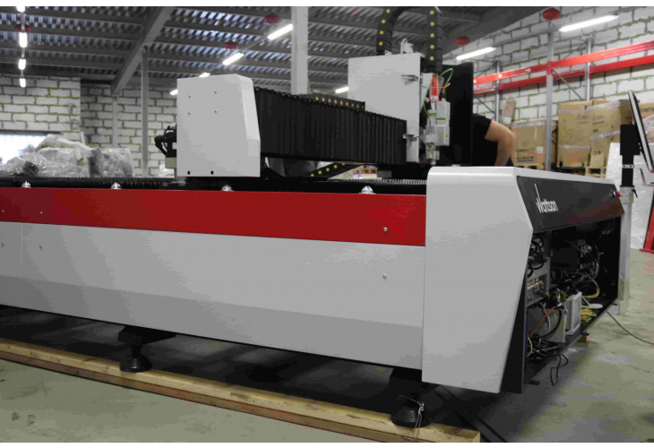 Превью 4 к Лазерный станок по металлу WATTSAN 1530S TABLECHANGE