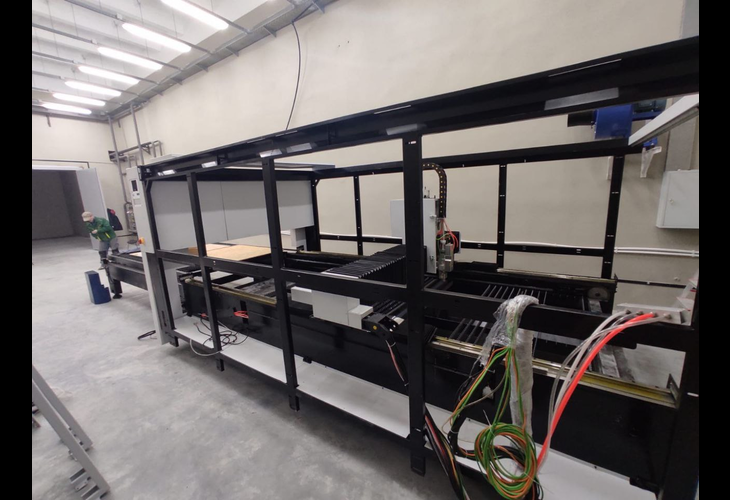 Превью 10 к Лазерный станок по металлу WATTSAN 1530S TABLECHANGE CABINE