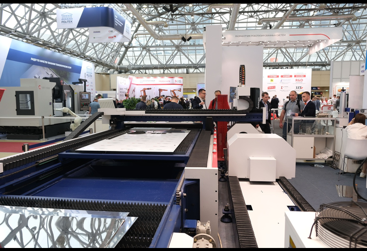 Превью 8 к Лазерный станок по металлу WATTSAN 1530S ROTATORY TABLECHANGE