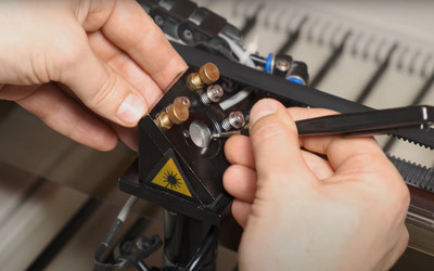 Виды фокусирующих линз для лазерных CO2 станков