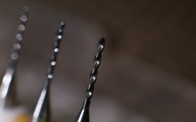 Маленький фрезерный станок по металлу