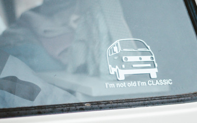 Зарабатываем при помощи плоттера, делая наклейки для авто