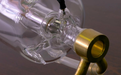 Видеообзор лазерной трубки Yongli R7 (130-140 Вт)