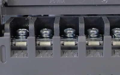 Видеообзор инвертора DELTA VFD-E