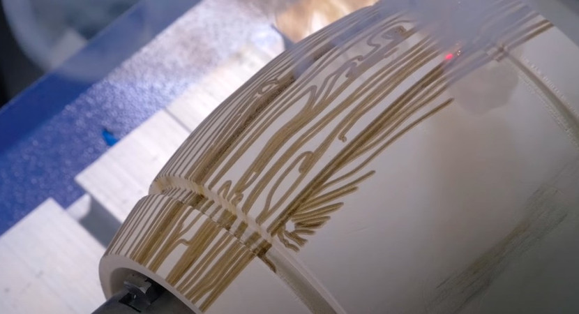 Поворотные устройства для лазерных станков: принцип работы и применение