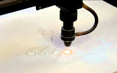 Лазерная резка камня