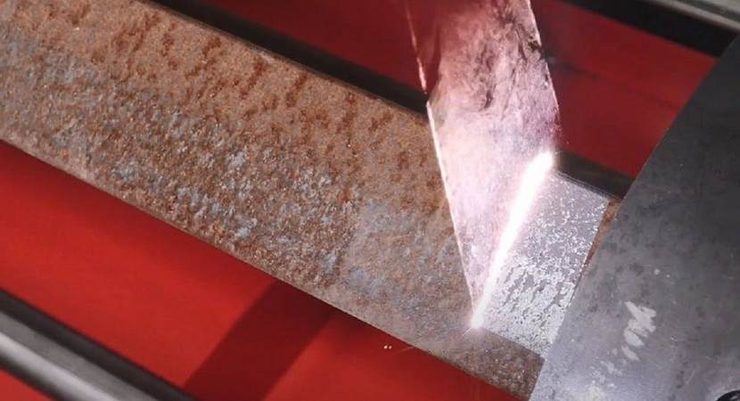 Лазерная очистка металла от ржавчины: чистим ржавчину и краску одним движением руки